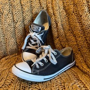 Black Converse Chuck Taylor All Star low tops